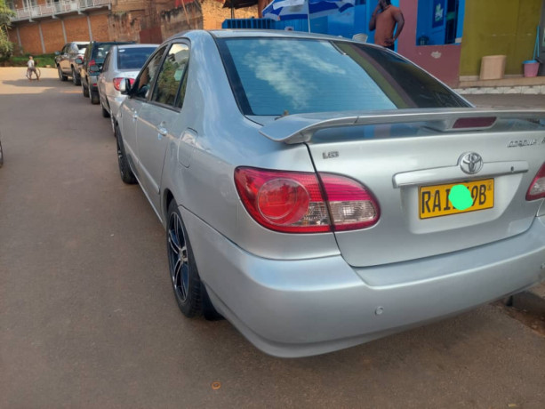 toyota-altis-big-1