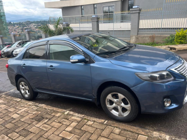 toyota-corolla-big-3