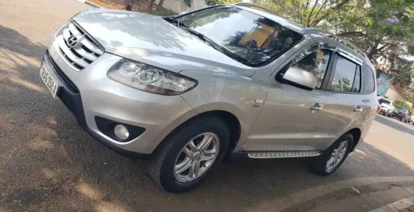 hyundai-santafe-big-0