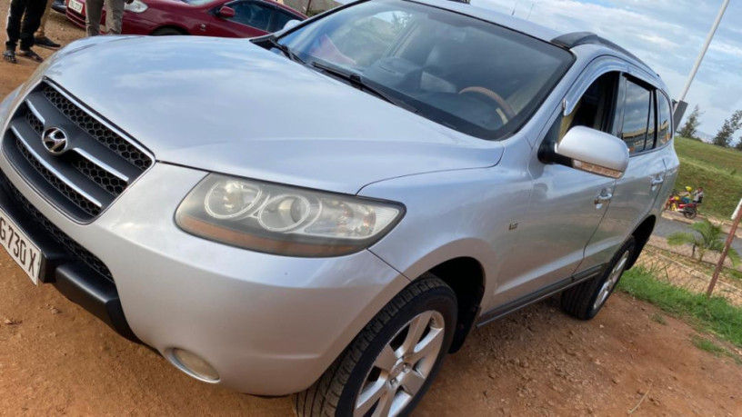 hyundai-santafe-big-0