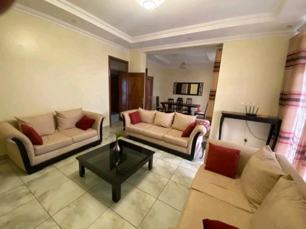gacuriro-3bedrooms-apartment-for-rent-at-1000-in-good-location-big-4