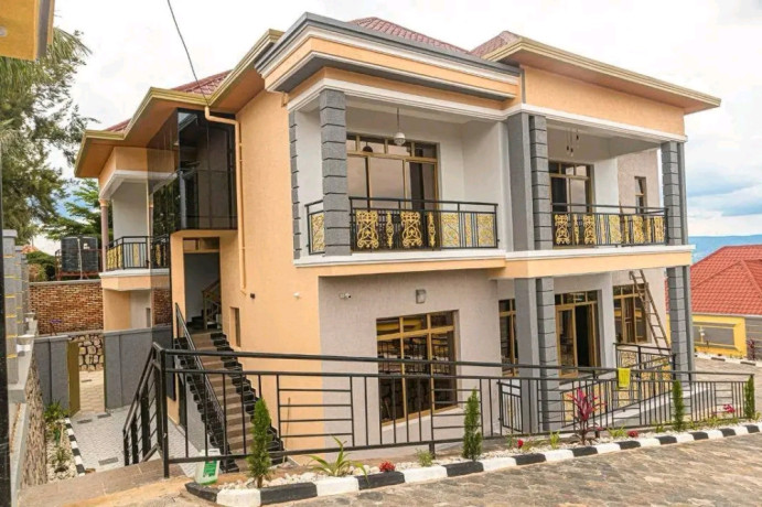 kimironko-furnished-6-bedrooms-house-for-rent-at-1500-in-good-location-big-1