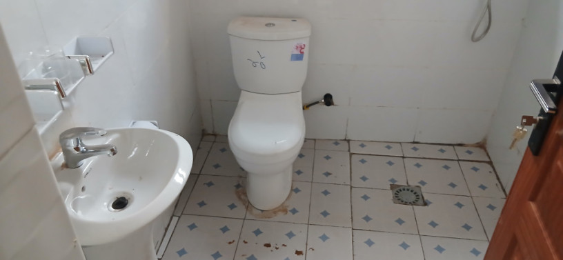 busanza-house-for-sale-big-3