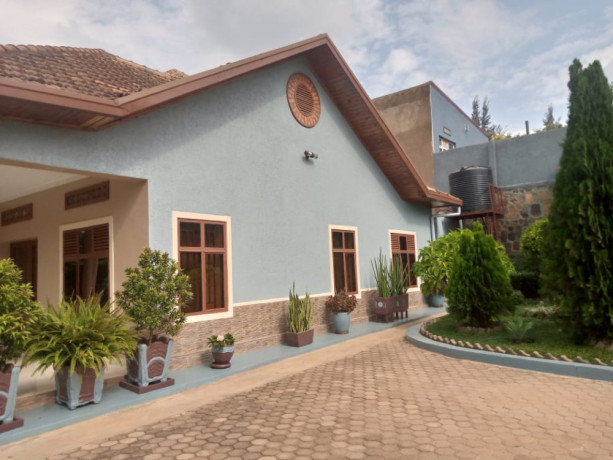 sm116-kibagabaga-kibagabaga-full-furnished-and-nice-house-for-rent-in-kigali-rwanda-big-4
