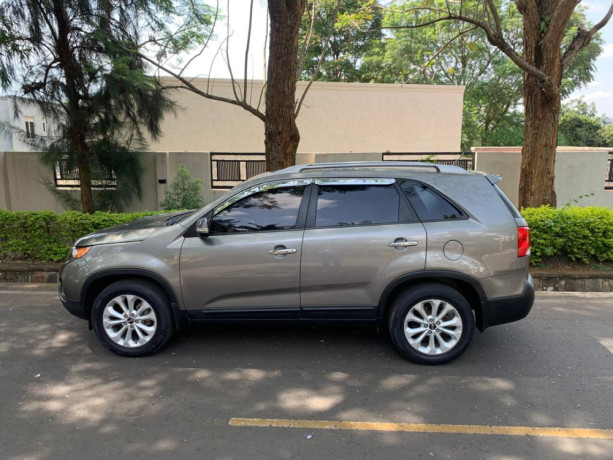 kia-sorento-big-0