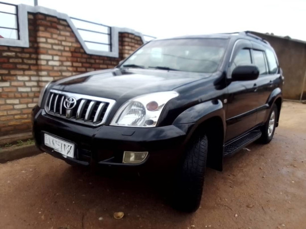 bere-003-nln-2004-toyota-prado-in-good-condition-is-available-for-sale-big-3