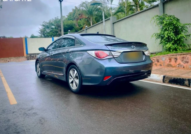 hyundai-sonata-big-0