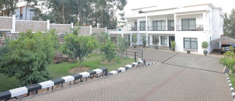 kigali-rebero-vip-7bedrooms-villa-for-sale-at-12b850k-in-prime-location-big-0