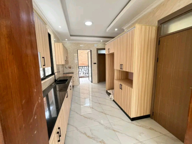 kibagabaga-5bedrooms-house-for-sale-at-450m-in-good-location-big-6