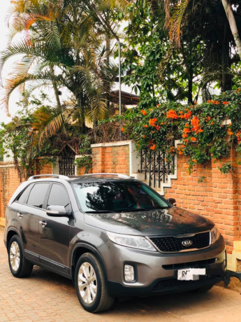 kia-sorento-big-0