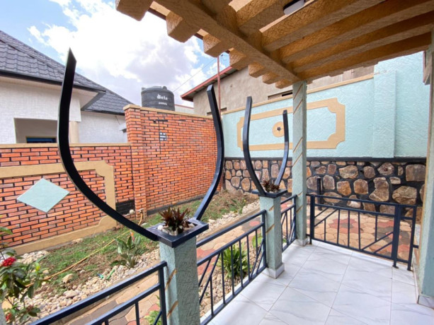 bere-1-v8g-new-full-furnished-residence-for-rent-in-kanombe-of-kigali-rwanda-big-5
