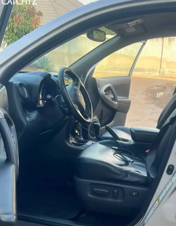toyota-rav4-automatic-2009-for-sale-big-4