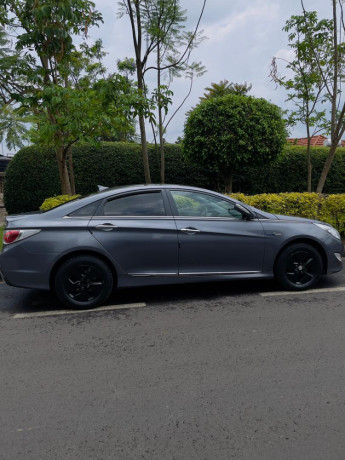 hyundai-sonata-big-1