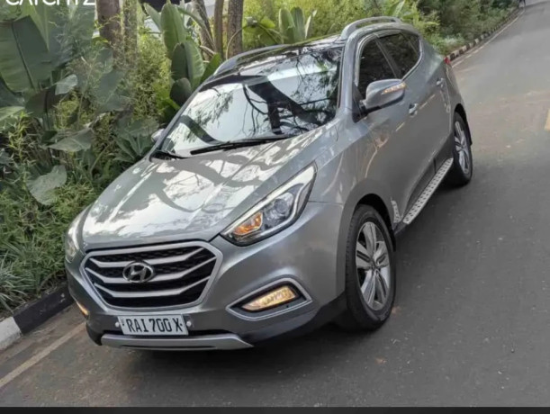 hyundai-tucson-2013-for-sale-big-1