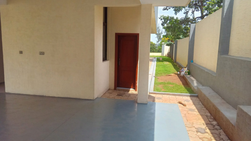 kigali-twin-houses-for-sale-in-kiyovu-big-4