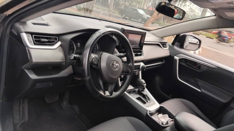 toyota-rav4-big-2