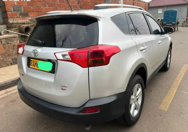 toyota-rav4-big-4