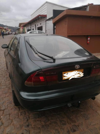 toyota-corolla-big-0