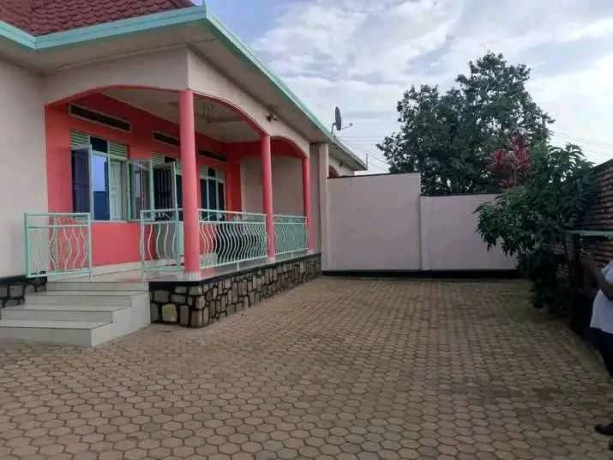 house-for-sale-in-gasaraba-big-1