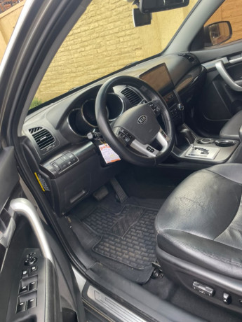 kia-sorento-big-2