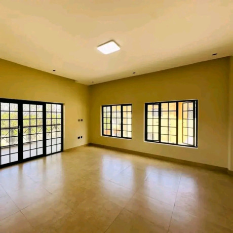 kigali-stunning-house-available-for-rent-in-kiyovu-big-3
