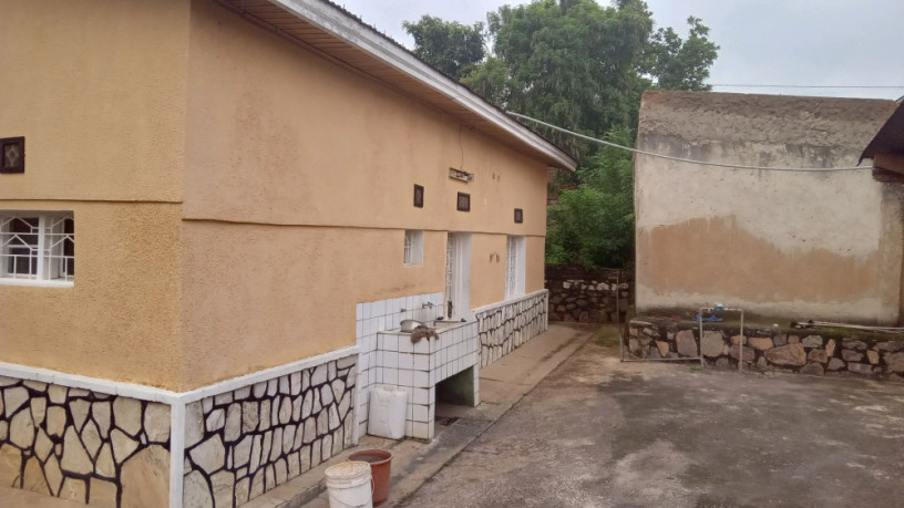 kigali-plot-with-an-old-house-for-sale-in-kimihurura-rugando-big-4