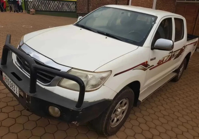 toyota-vigo-big-0