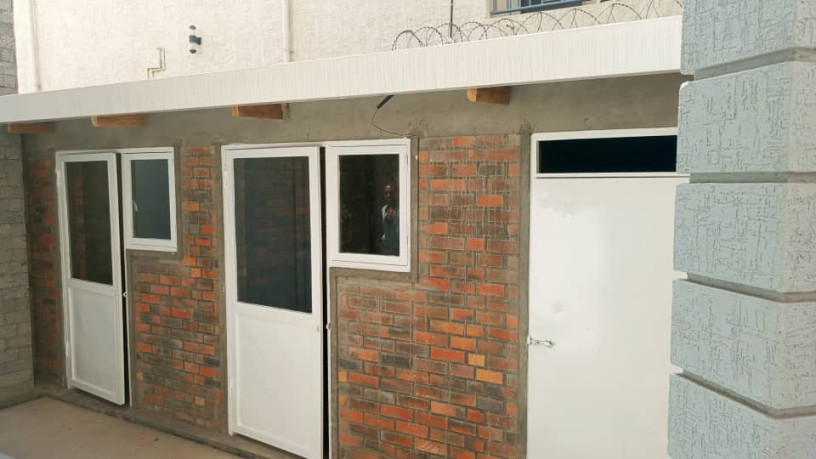 kibagabaga-very-nice-and-unfurnished-house-for-rent-in-kigali-big-0