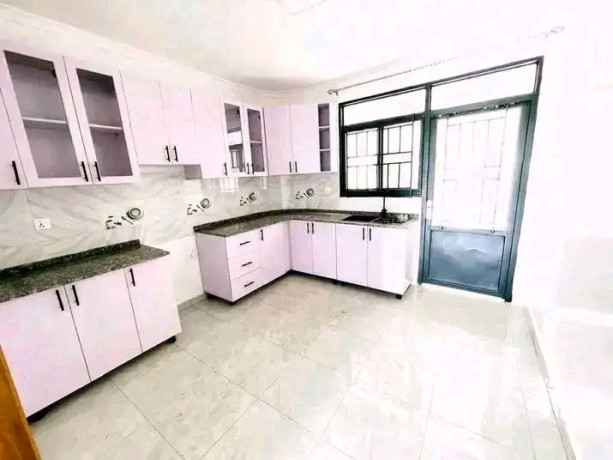 amazing-unfurnished-house-for-rent-in-kimironko-near-kigali-parents-school-big-9