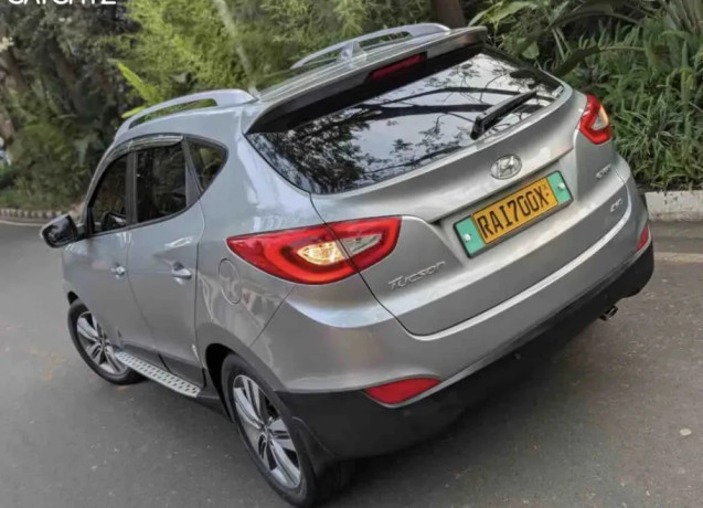 hyundai-tucson-2013-for-sale-big-2