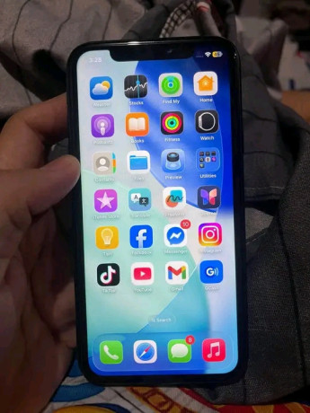 ape-iphone-11-big-1