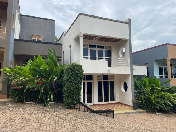 full-furnished-3bedroom-apartment-for-rent-in-gacuriro-big-0