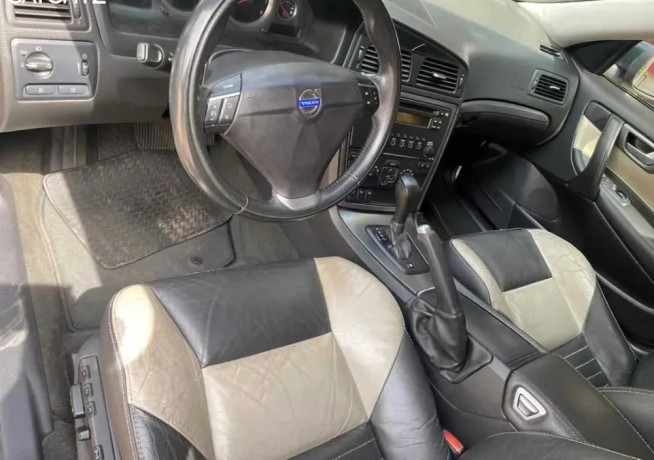 volvo-for-sell-big-1