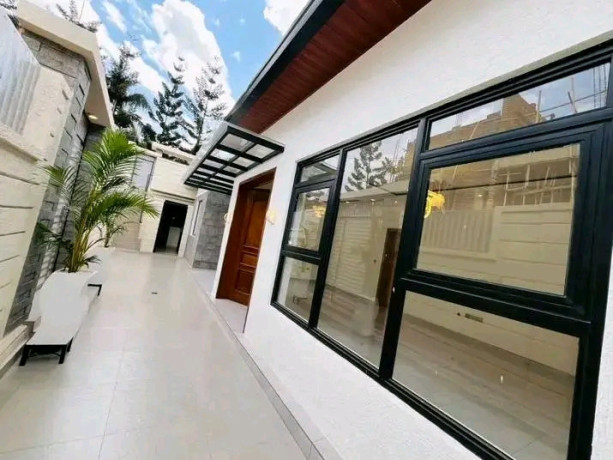 kimironko-4bedrooms-house-for-sale-at-220m-in-good-location-big-3